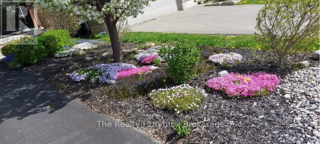 4 Kerr Crescent, Ingersoll, Ontario  N5C 4H2 - Photo 46 - X12373760