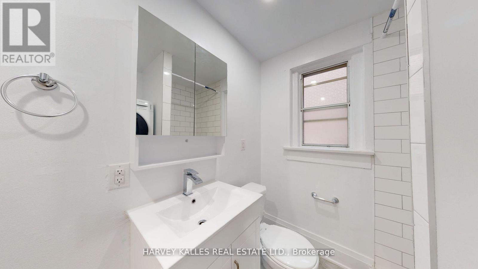 1 - 1065 Bathurst Street, Toronto, Ontario  M5R 3G8 - Photo 5 - C12470633