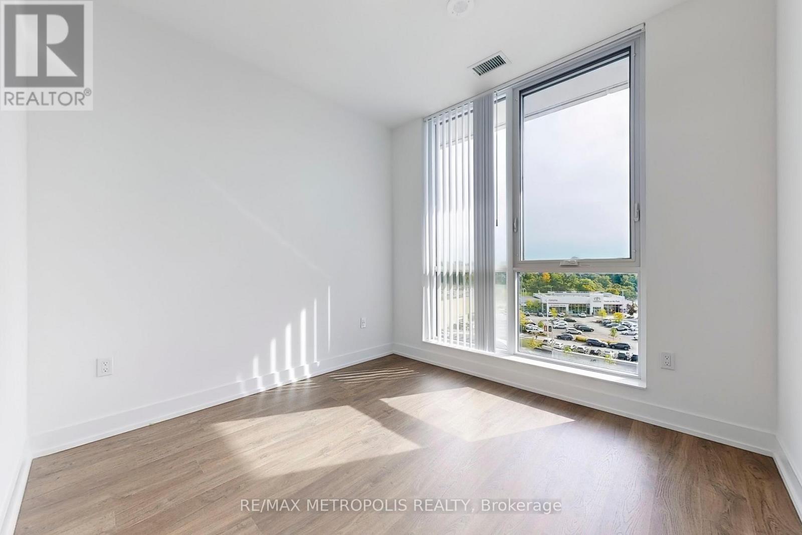 638 - 20 Inn On The Park Drive, Toronto, Ontario  M3C 0P8 - Photo 16 - C12470644