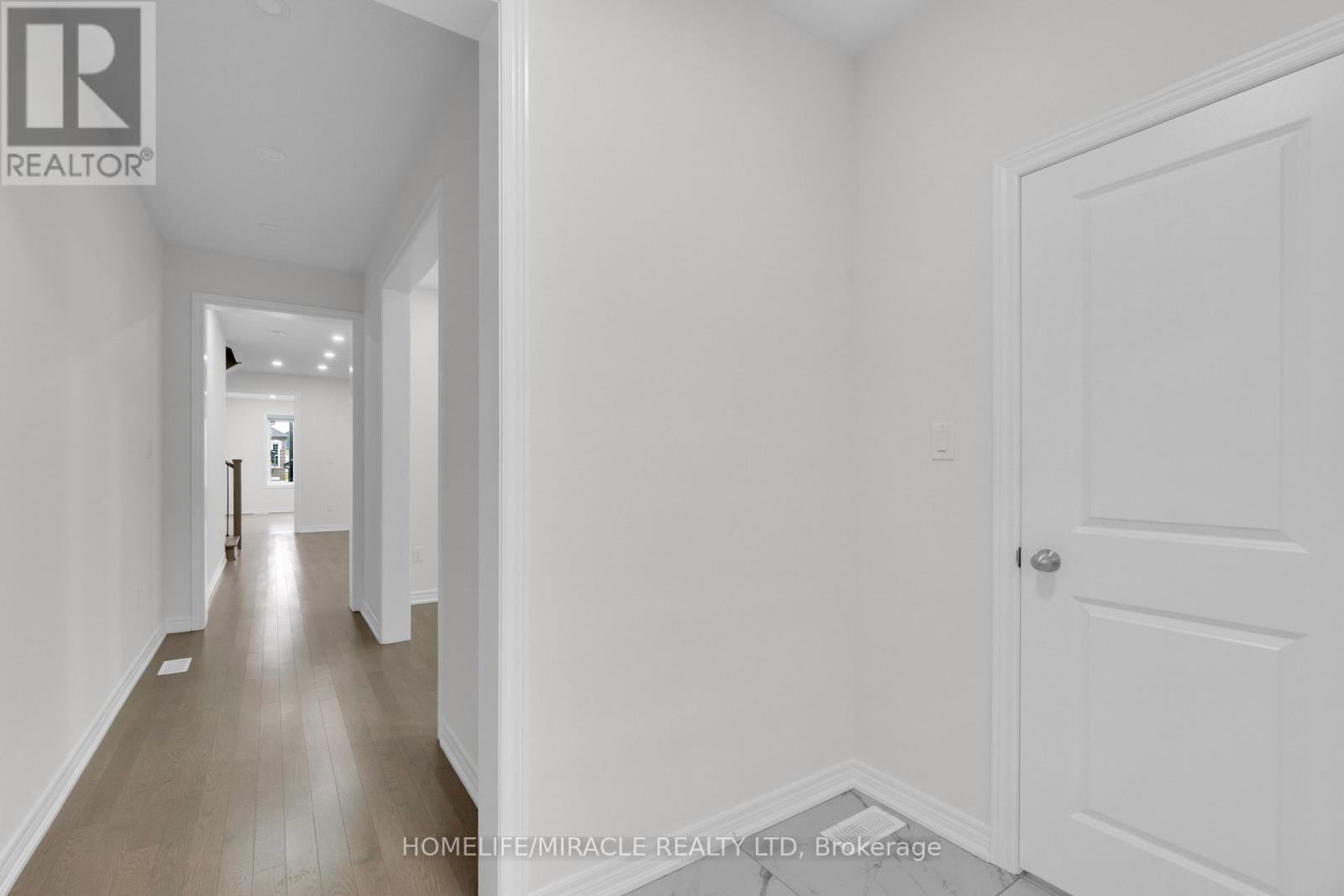 249 Chippewa Avenue, Shelburne, Ontario  L9V 3Y3 - Photo 5 - X12470021