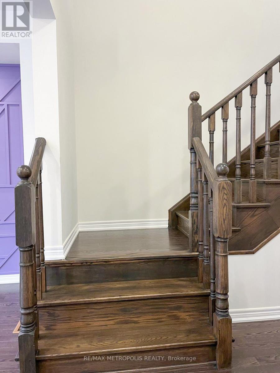 565 Barons Street, Vaughan, Ontario  L4H 5C3 - Photo 16 - N12470642