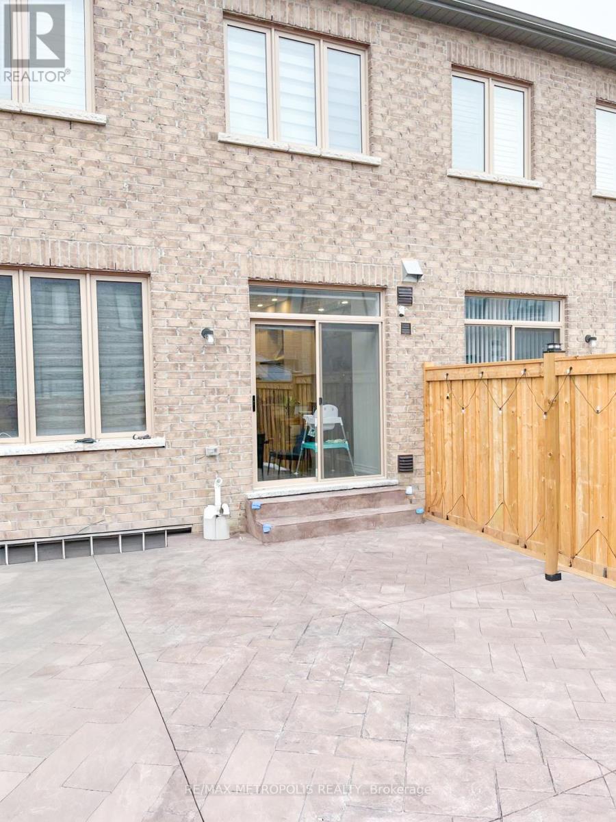 565 Barons Street, Vaughan, Ontario  L4H 5C3 - Photo 23 - N12470642