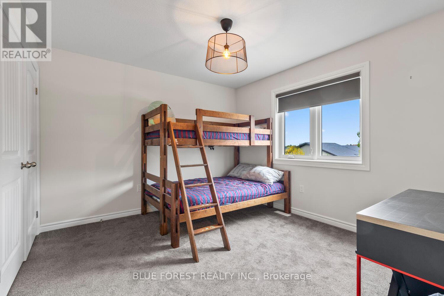 12 Violet Court, Middlesex Centre (Ilderton), Ontario  N0M 2A0 - Photo 30 - X12470505
