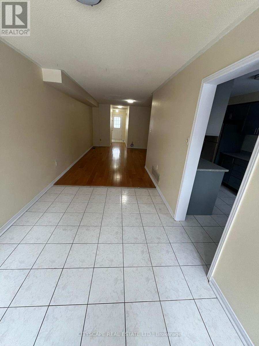 27 Frost King Lane, Toronto, Ontario  M9W 0A5 - Photo 14 - W12470628
