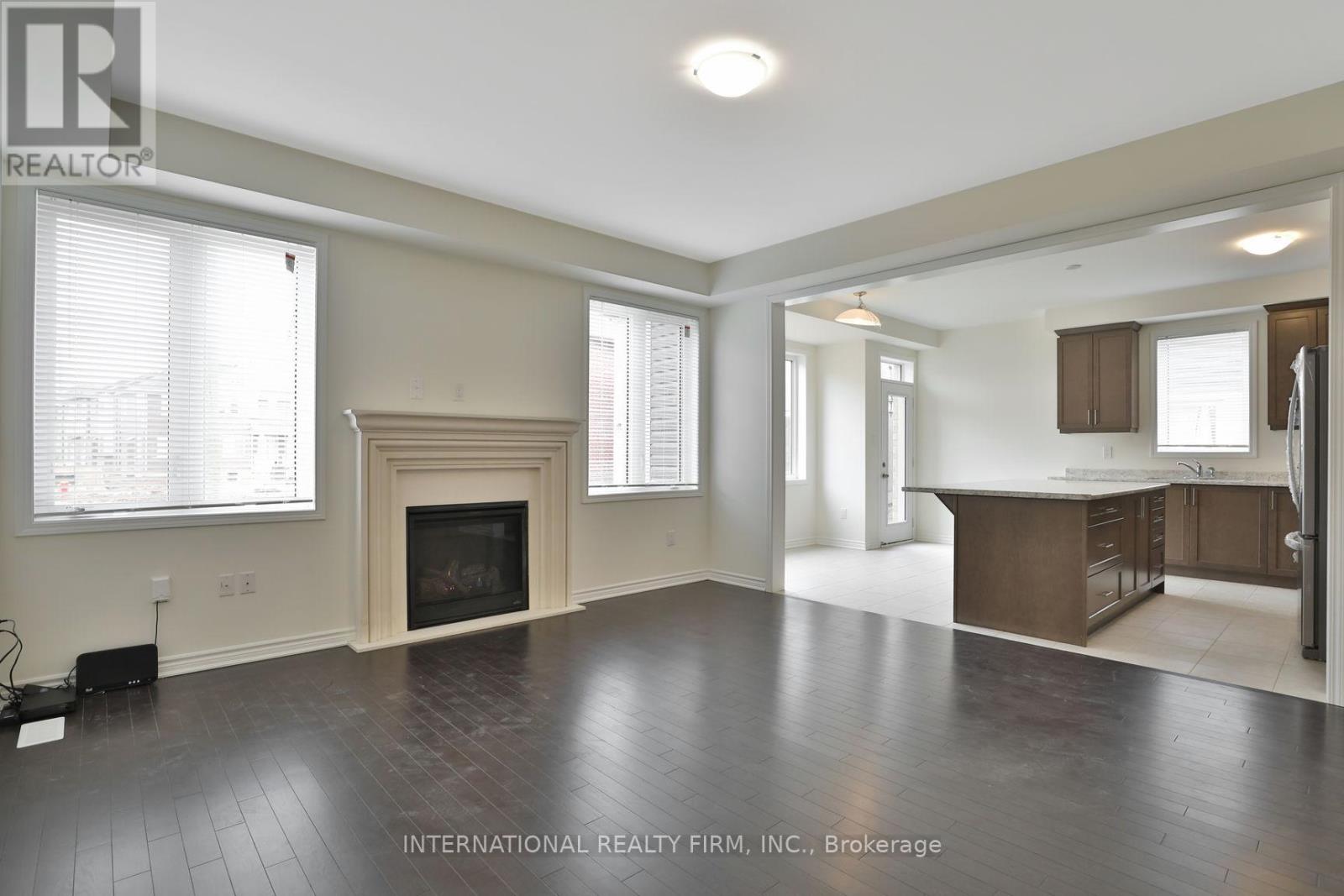 612 Juneberry Court, Milton, Ontario  L9E 1M8 - Photo 22 - W12470645