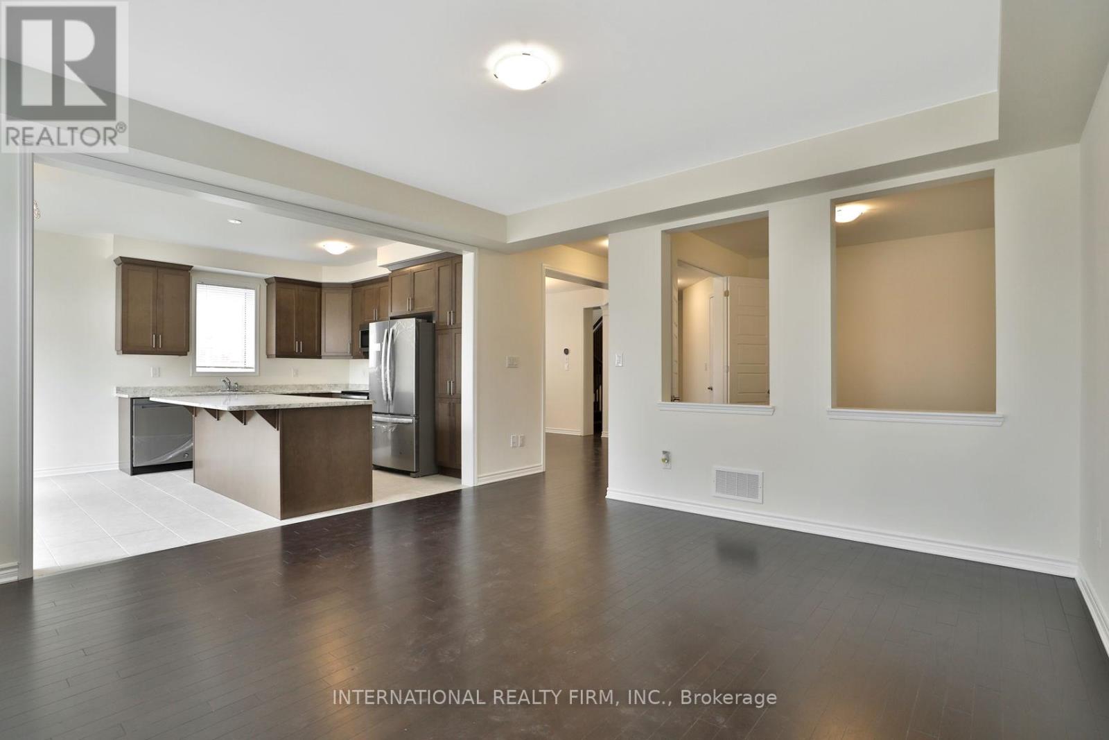 612 Juneberry Court, Milton, Ontario  L9E 1M8 - Photo 23 - W12470645