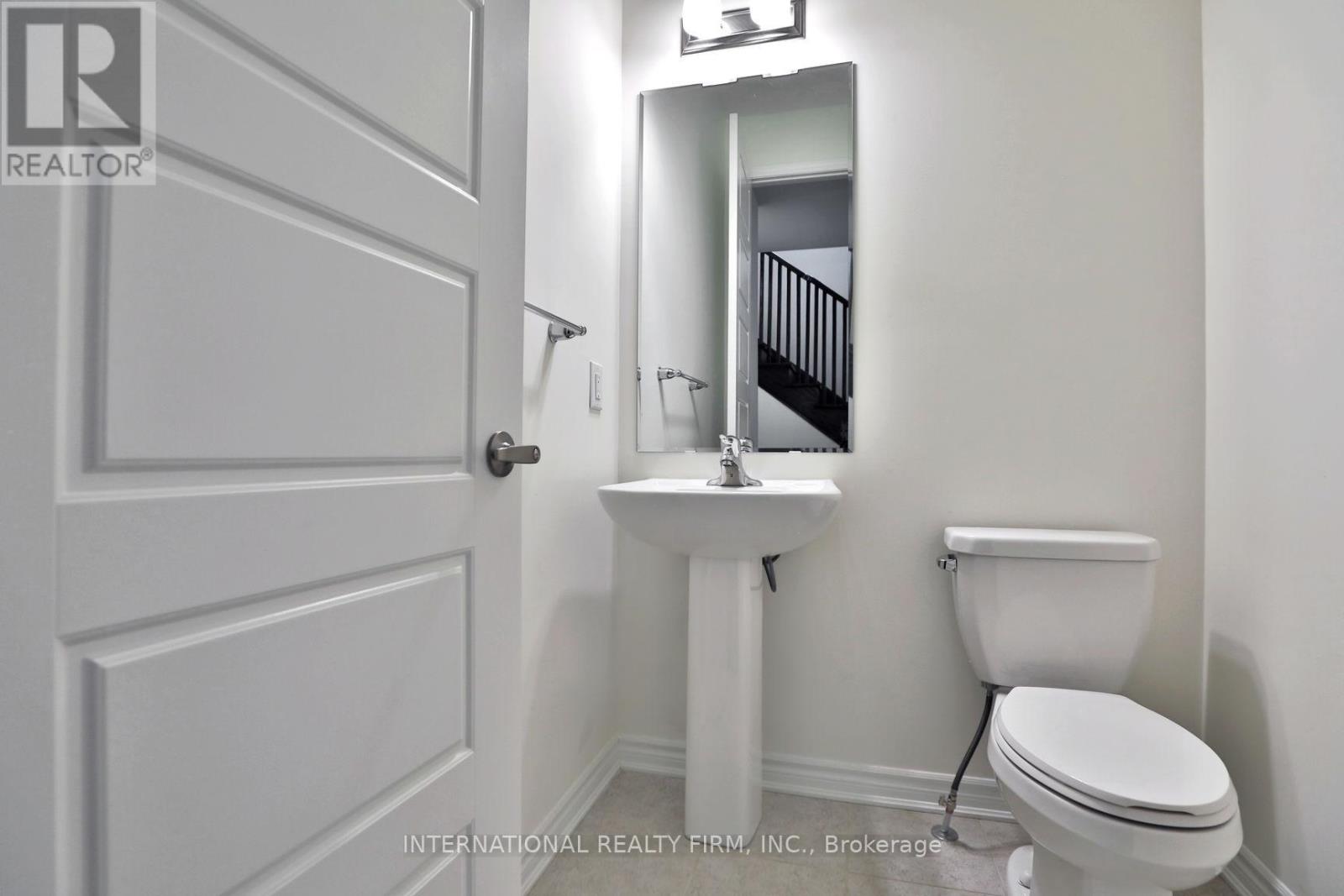 612 Juneberry Court, Milton, Ontario  L9E 1M8 - Photo 30 - W12470645
