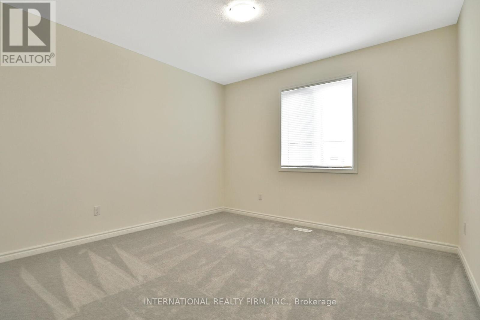 612 Juneberry Court, Milton, Ontario  L9E 1M8 - Photo 36 - W12470645