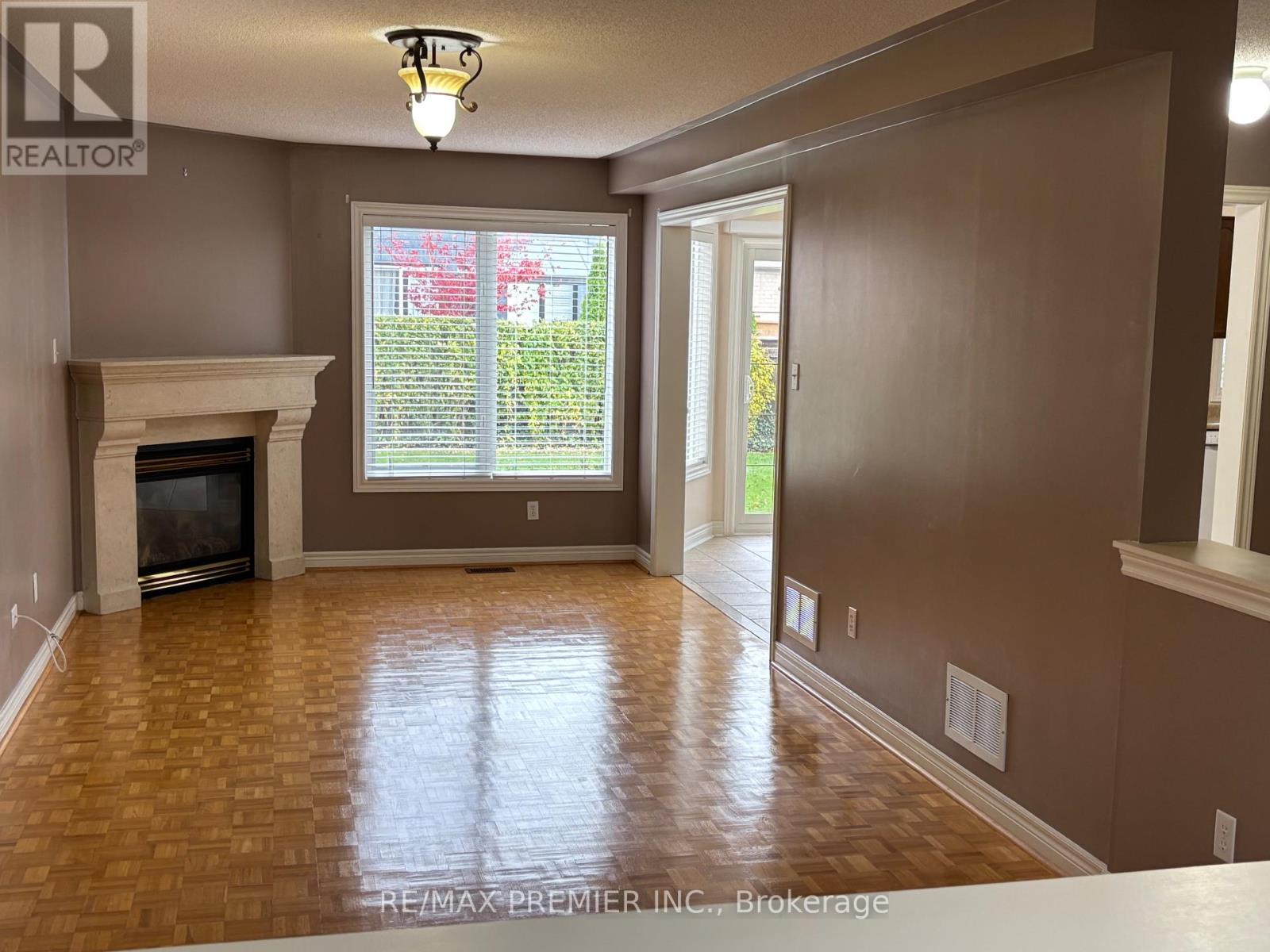 325 Vellore Avenue, Vaughan, Ontario  L4H 2Z2 - Photo 18 - N12470422
