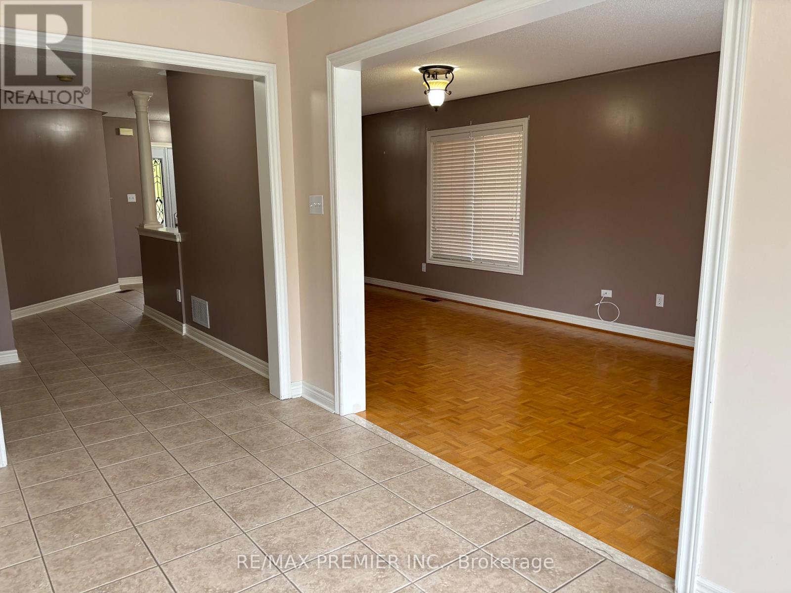 325 Vellore Avenue, Vaughan, Ontario  L4H 2Z2 - Photo 14 - N12470422