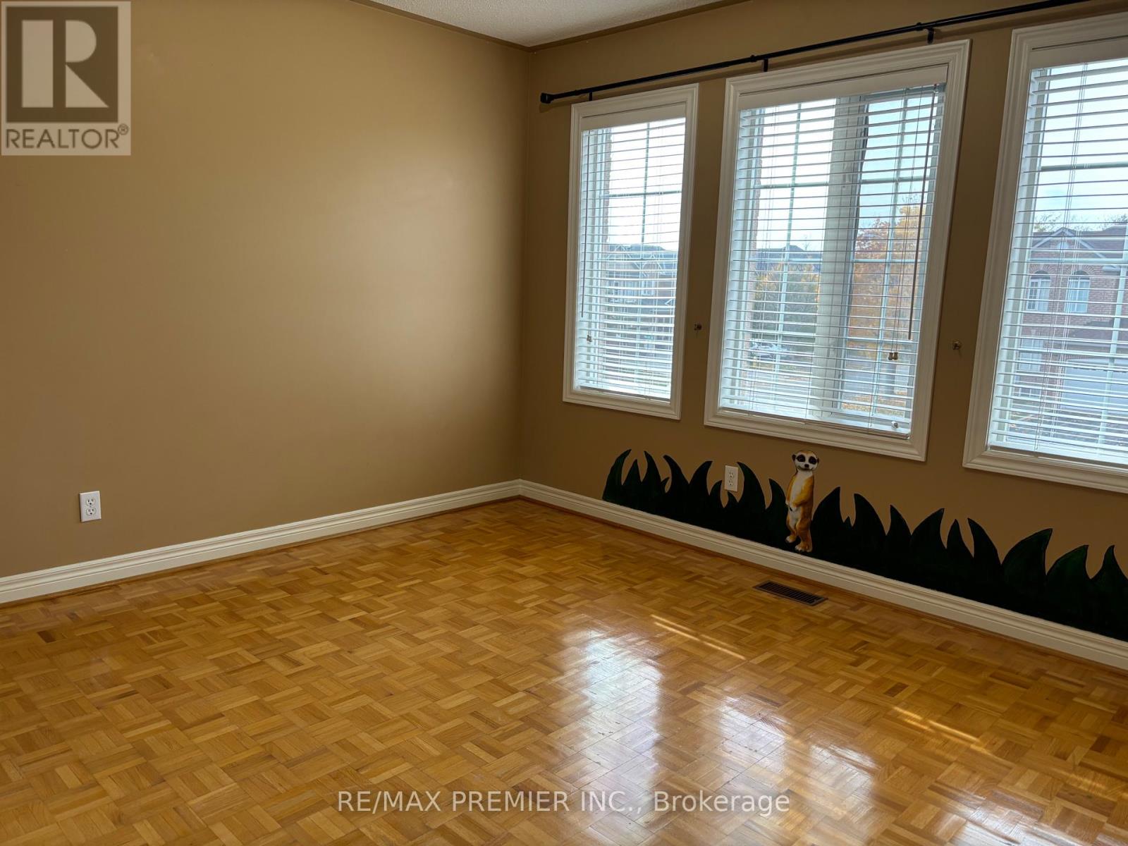 325 Vellore Avenue, Vaughan, Ontario  L4H 2Z2 - Photo 19 - N12470422