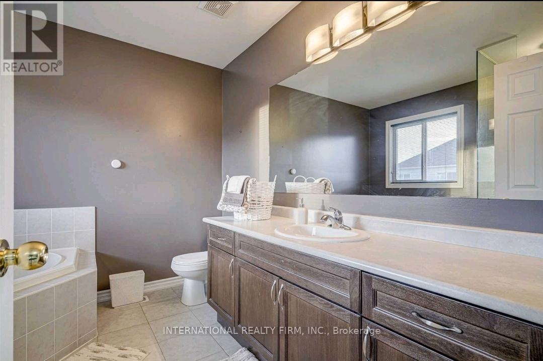 40 Forrester Drive, Clarington, Ontario  L1C 0K1 - Photo 11 - E12470652