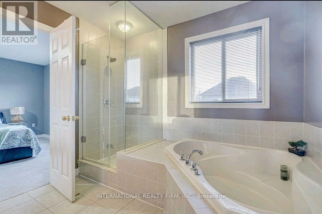 40 Forrester Drive, Clarington, Ontario  L1C 0K1 - Photo 12 - E12470652