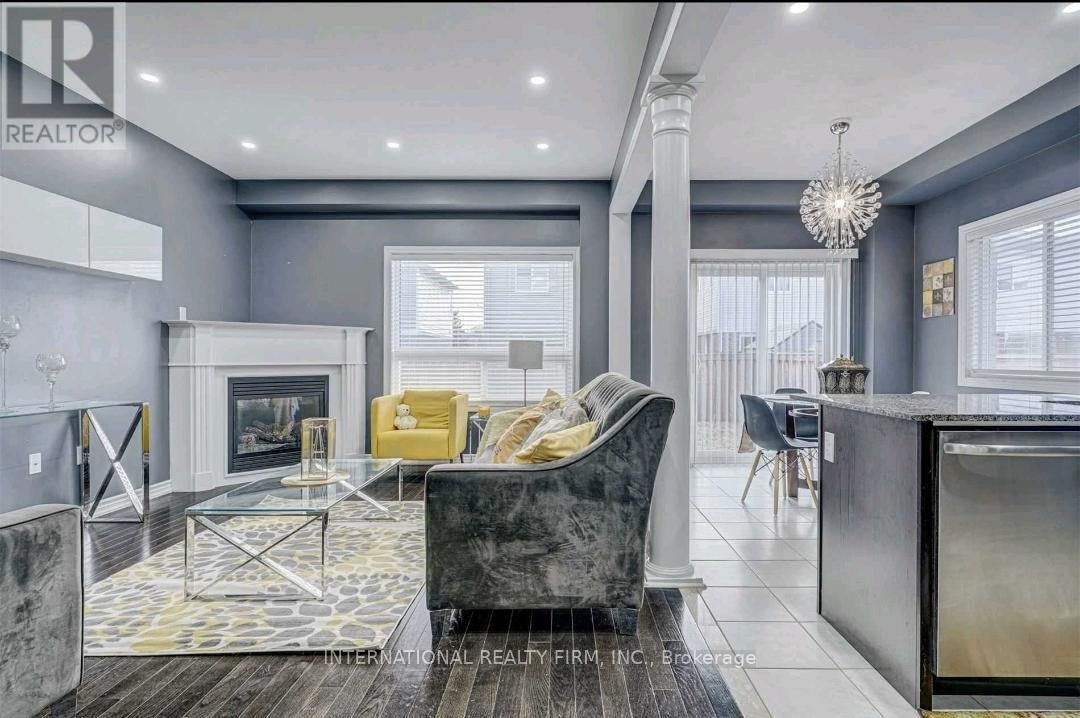 40 Forrester Drive, Clarington, Ontario  L1C 0K1 - Photo 4 - E12470652