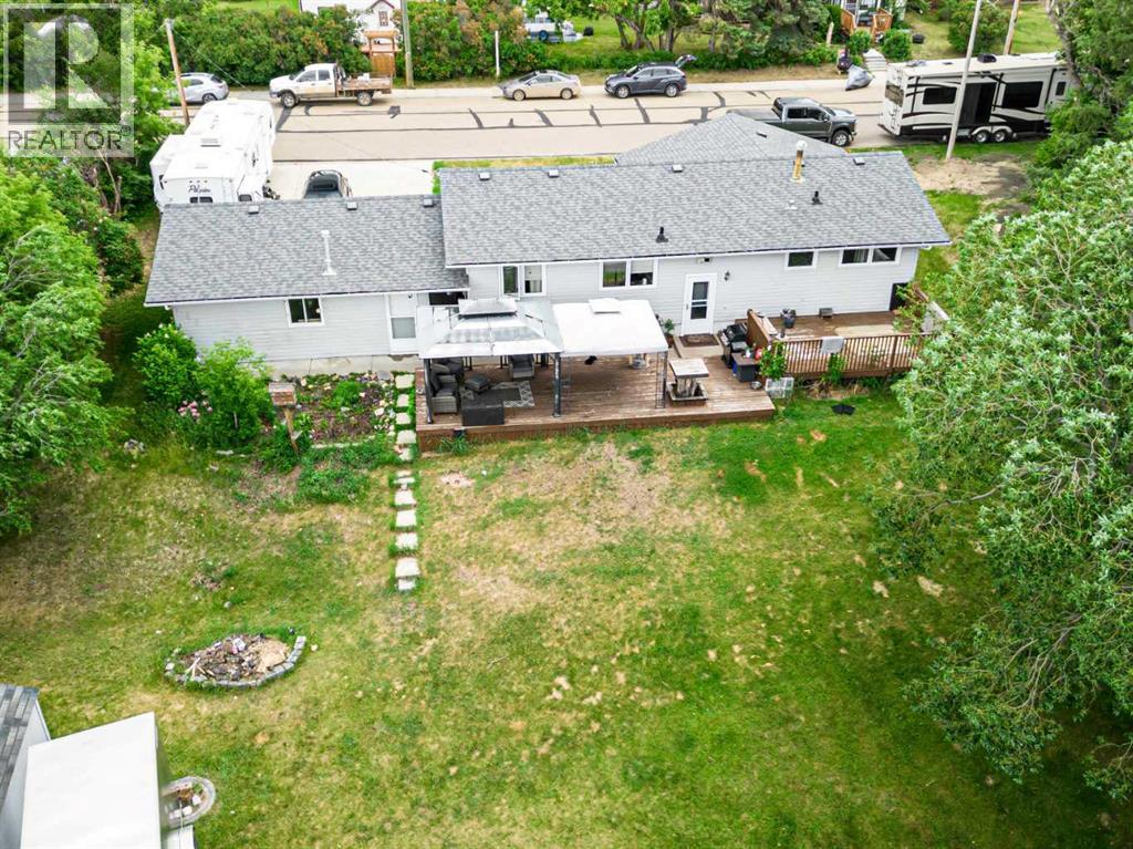 4812 Lake Street, Alix, Alberta  T0C 0B0 - Photo 6 - A2250949