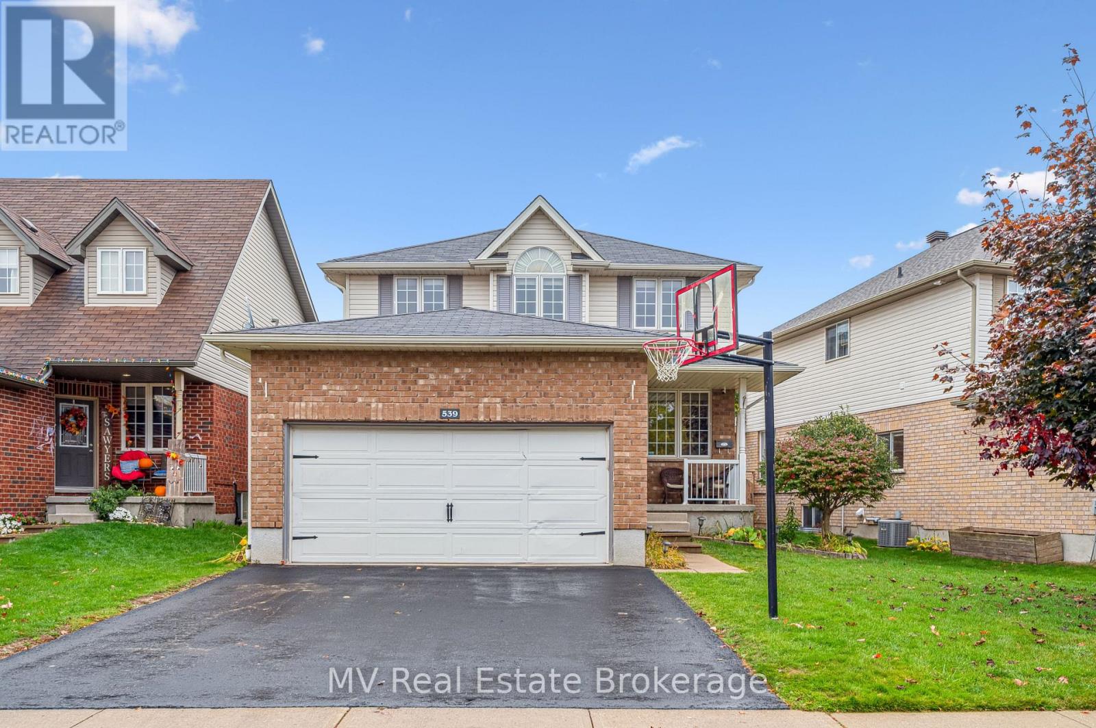 539 Black Street, Centre Wellington (Fergus), Ontario  N1M 0A3 - Photo 3 - X12470655