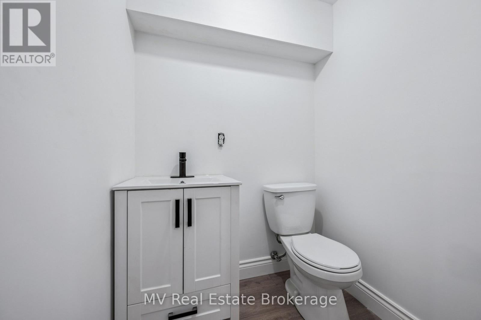 539 Black Street, Centre Wellington (Fergus), Ontario  N1M 0A3 - Photo 33 - X12470655