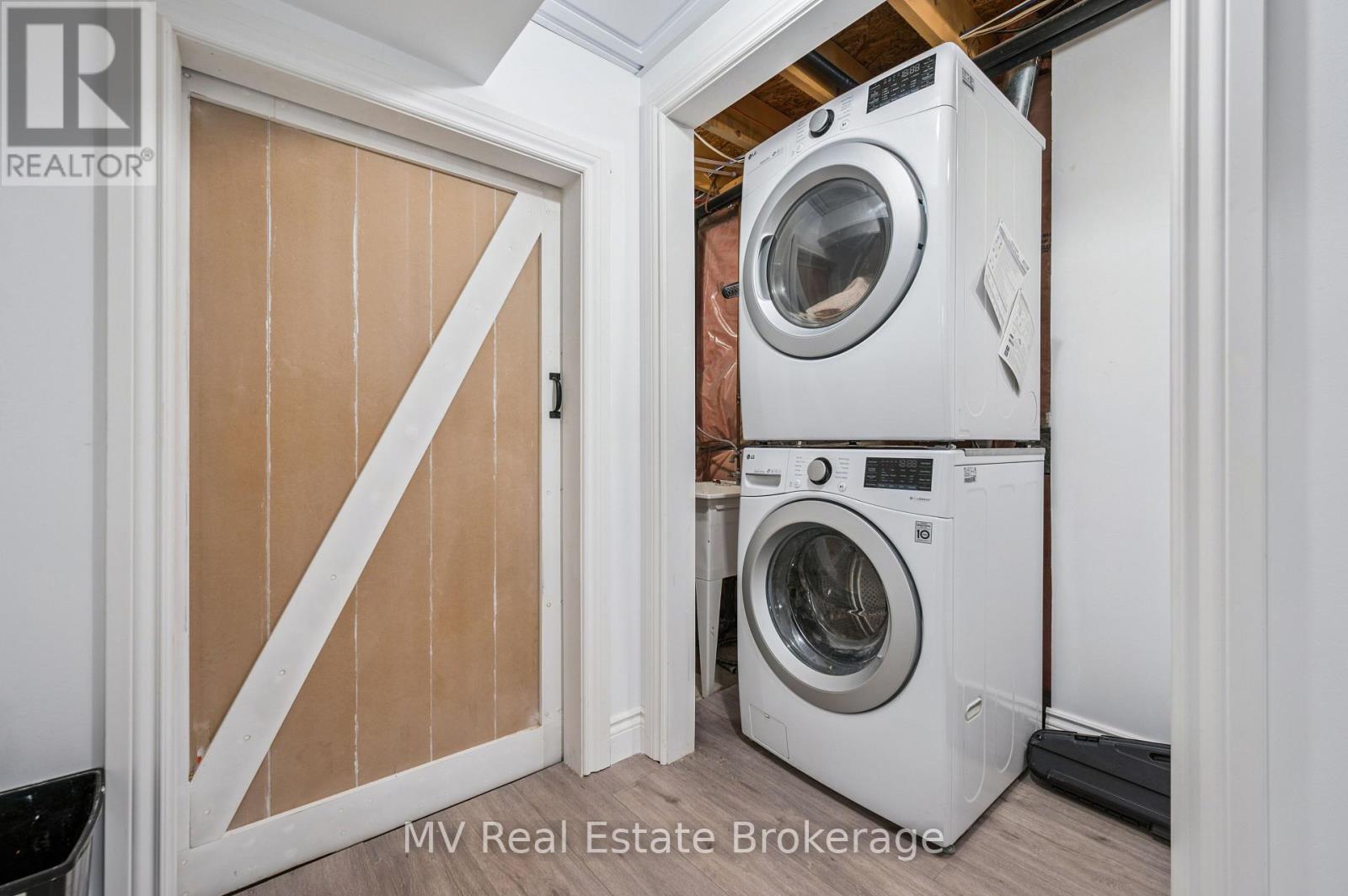 539 Black Street, Centre Wellington (Fergus), Ontario  N1M 0A3 - Photo 34 - X12470655