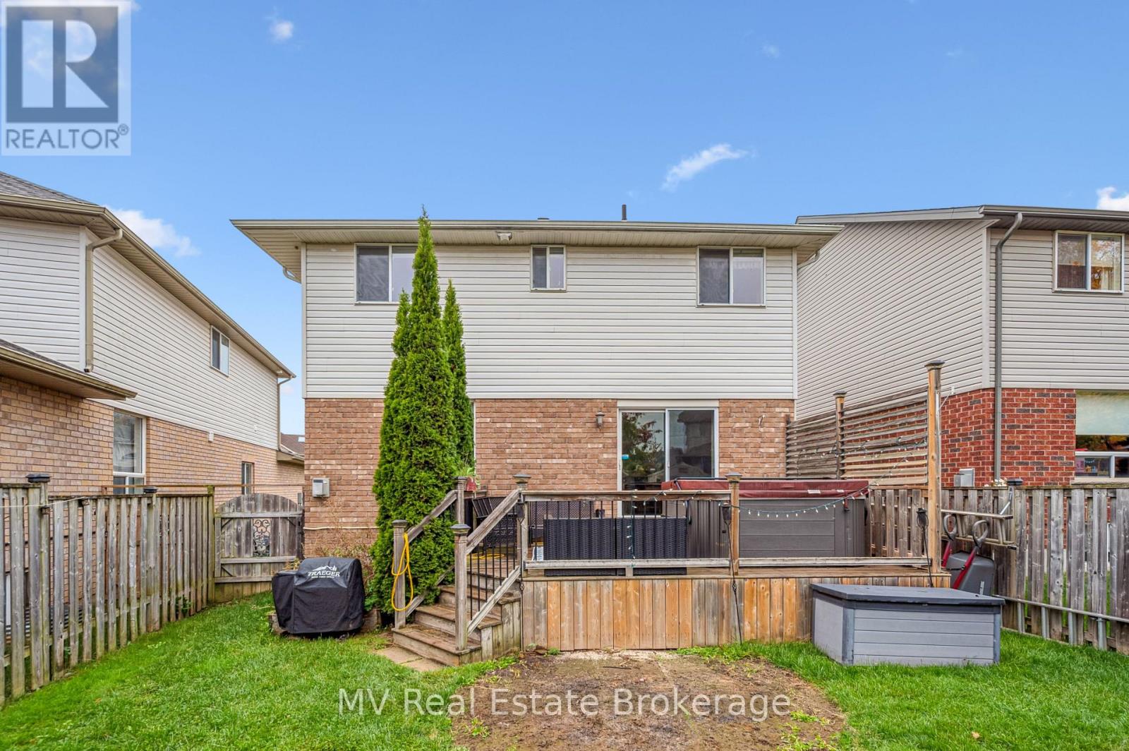 539 Black Street, Centre Wellington (Fergus), Ontario  N1M 0A3 - Photo 35 - X12470655