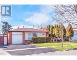 25 GLEBE CRESCENT, Brampton, Ontario