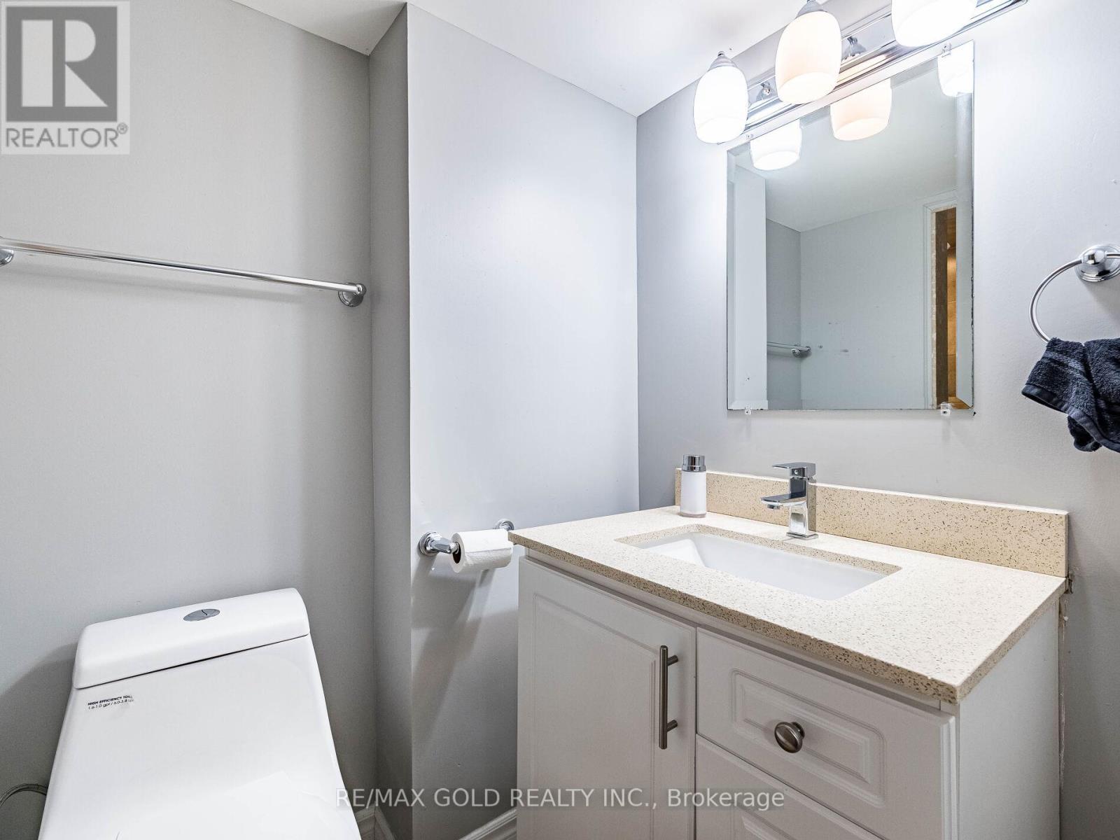 39 Tessler Crescent, Brampton, Ontario  L6X 4P8 - Photo 30 - W12470651