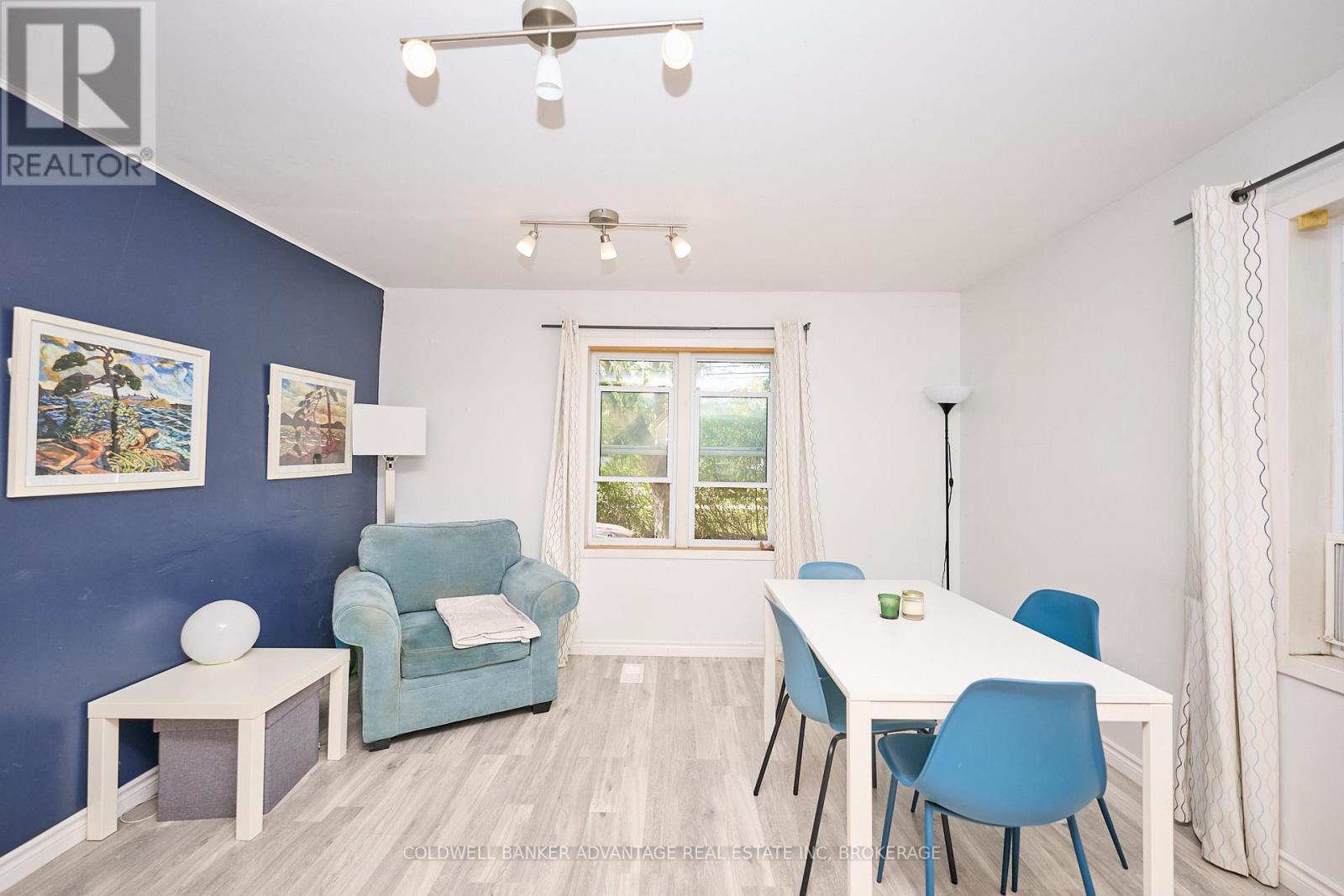 1123 Pelham Street, Pelham, Ontario  L3C 3E4 - Photo 12 - X12470667