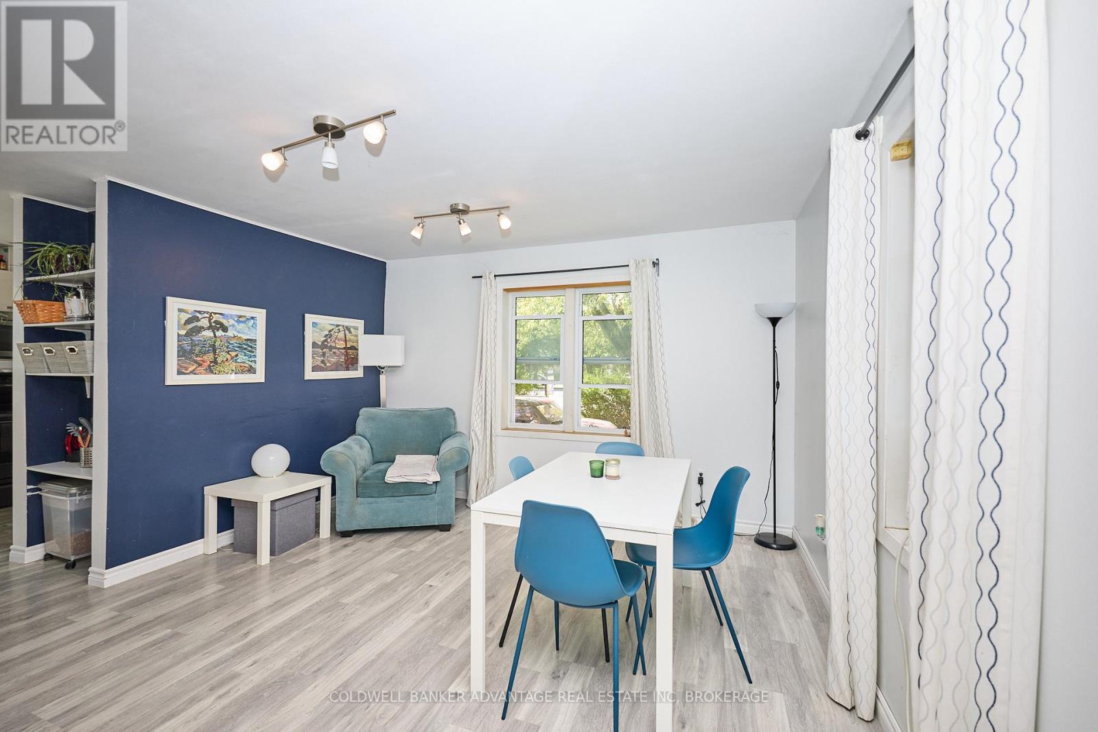 1123 Pelham Street, Pelham, Ontario  L3C 3E4 - Photo 13 - X12470667