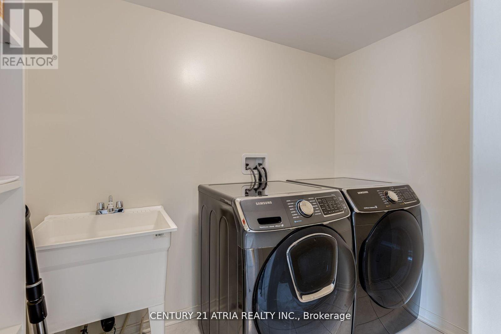 16 Hartney Drive, Richmond Hill, Ontario  L4S 0J8 - Photo 15 - N12201546