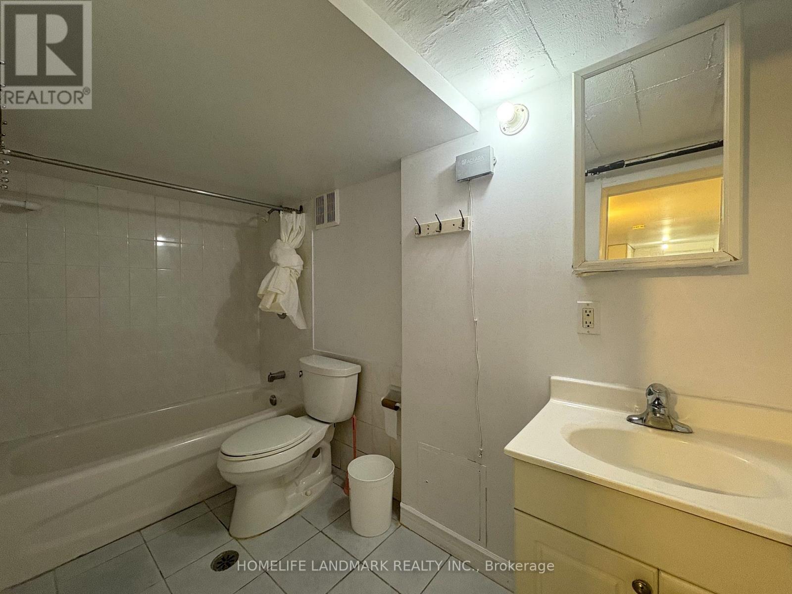 Basement - 9 Lamont Avenue, Toronto, Ontario  M1S 1A8 - Photo 9 - E12408566