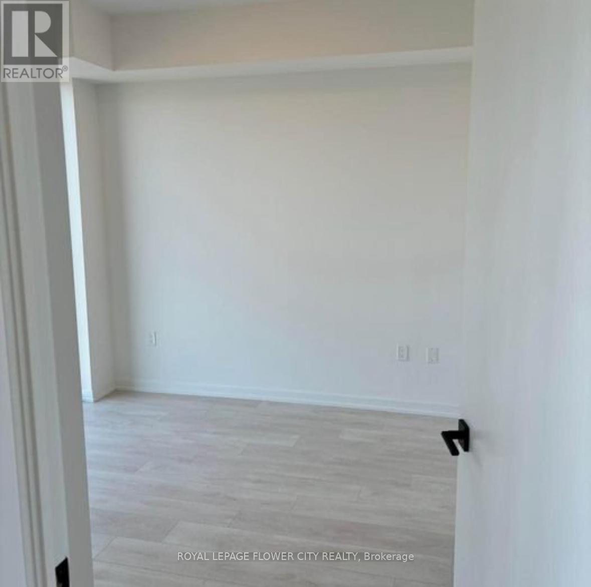 1807 - 1245 Dupont Street, Toronto, Ontario  M6H 2A6 - Photo 7 - W12467289