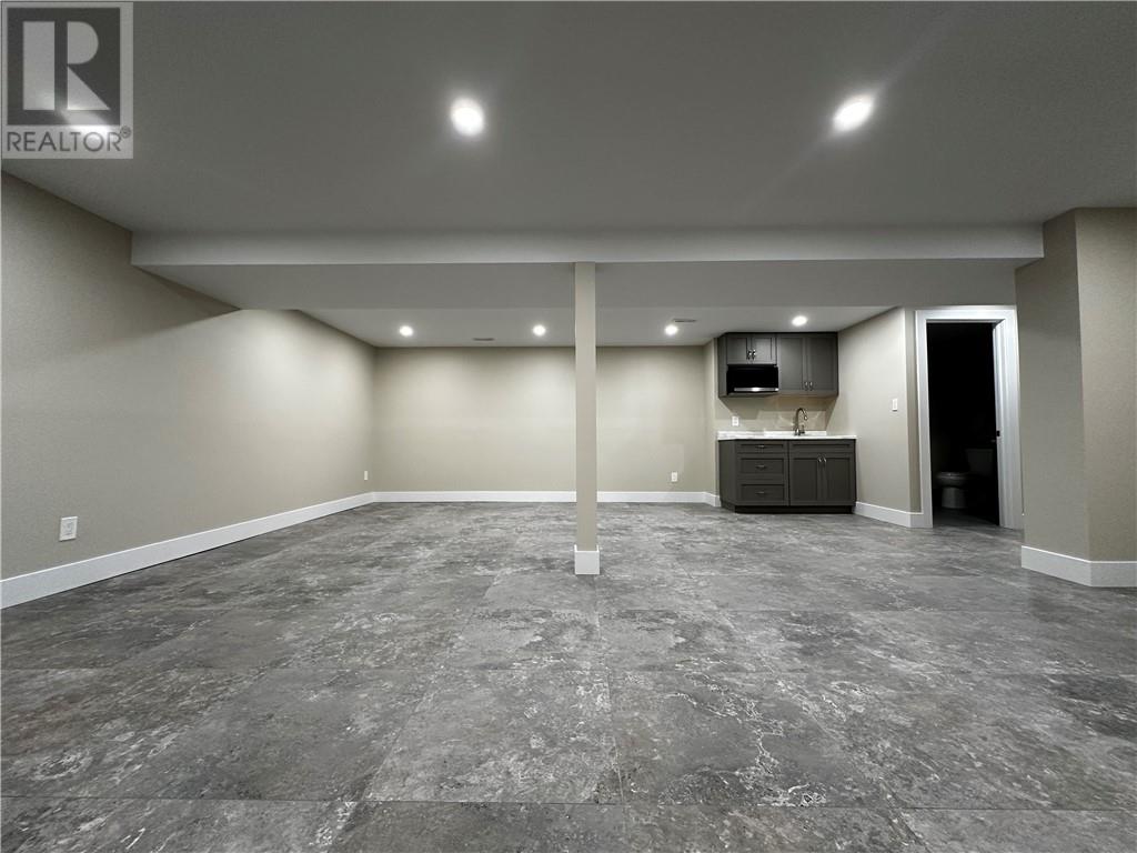 1855 Springdale, Sudbury, Ontario  P3A 5H9 - Photo 18 - 2125120