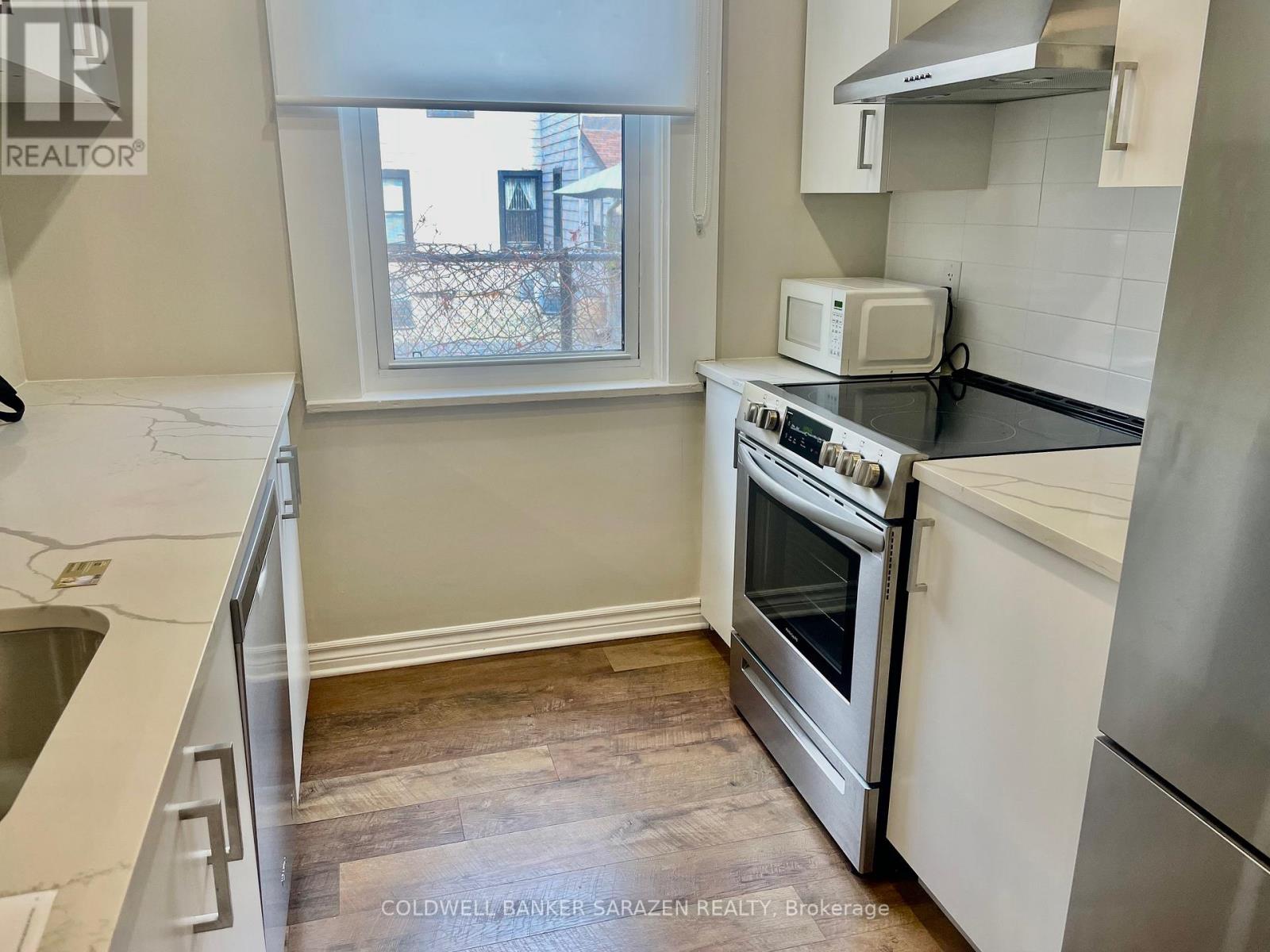 2 - 58 Parent Avenue, Ottawa, Ontario  K1N 7A8 - Photo 12 - X12369157