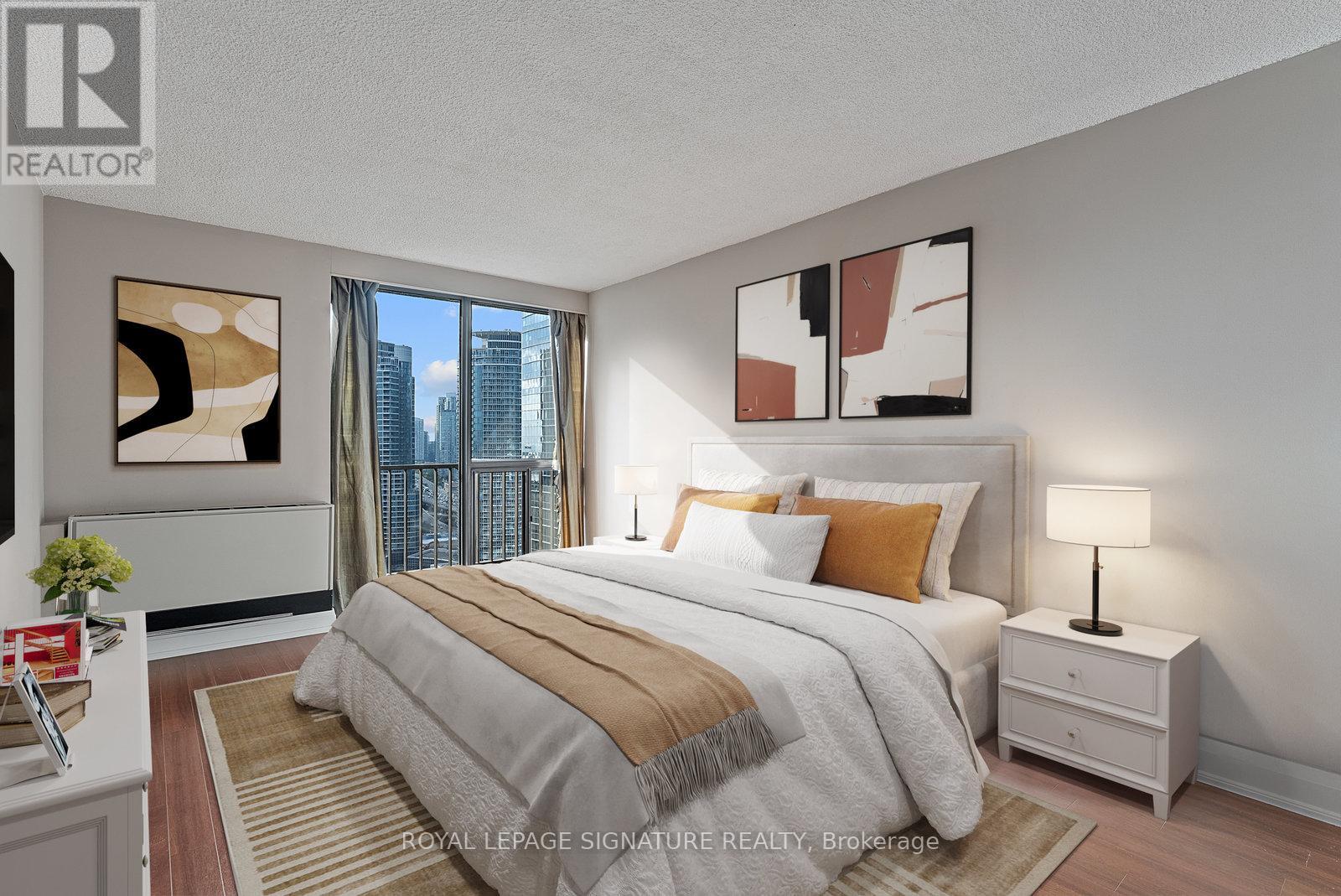 2436 - 33 Harbour Square, Toronto, Ontario  M5J 2G2 - Photo 18 - C12470664