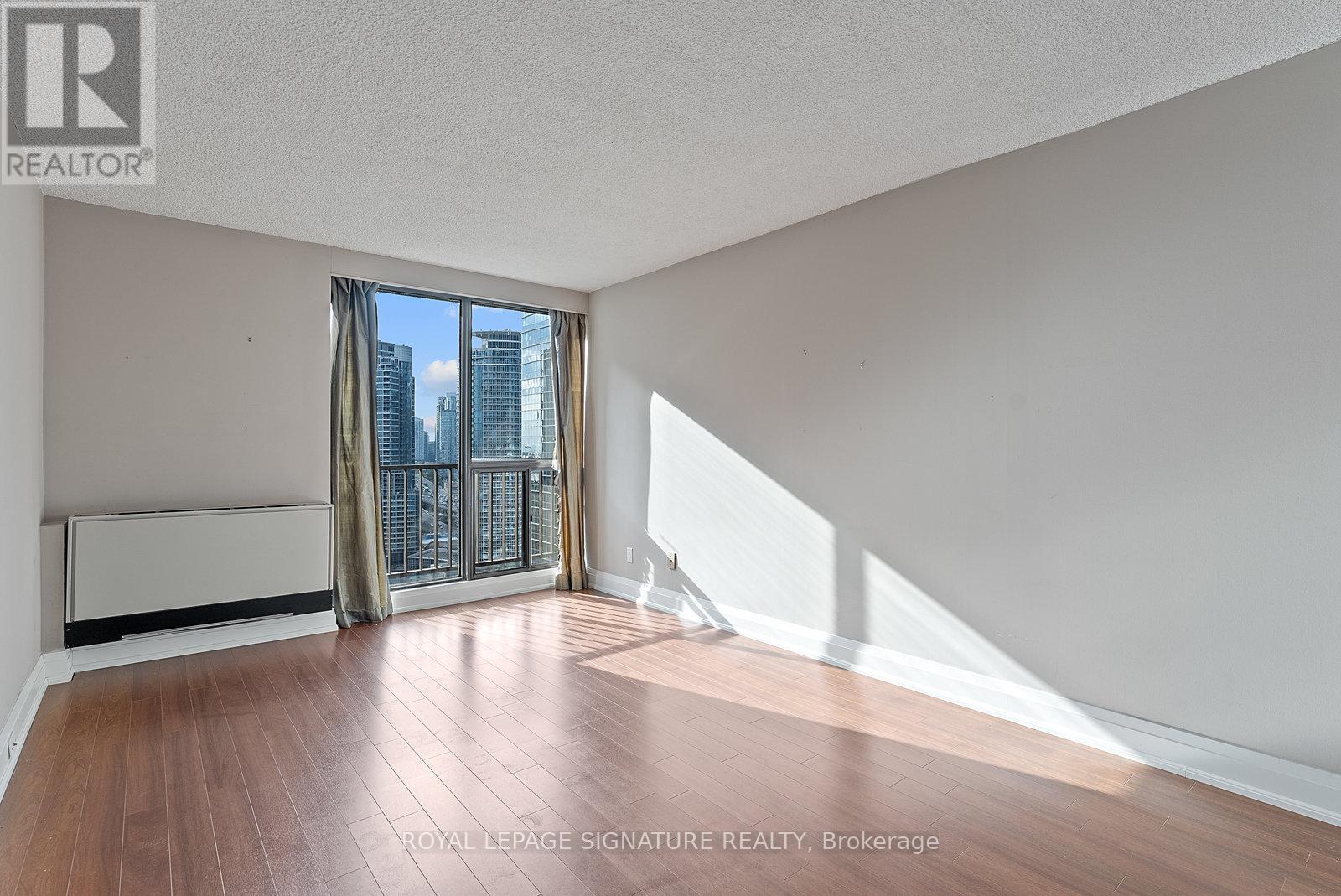 2436 - 33 Harbour Square, Toronto, Ontario  M5J 2G2 - Photo 19 - C12470664