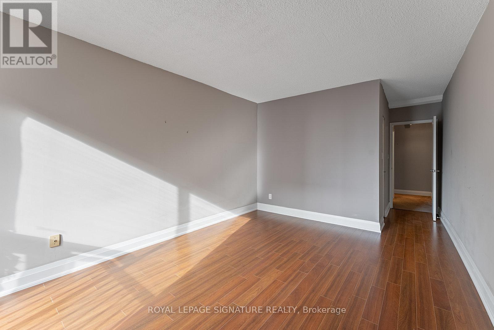 2436 - 33 Harbour Square, Toronto, Ontario  M5J 2G2 - Photo 21 - C12470664