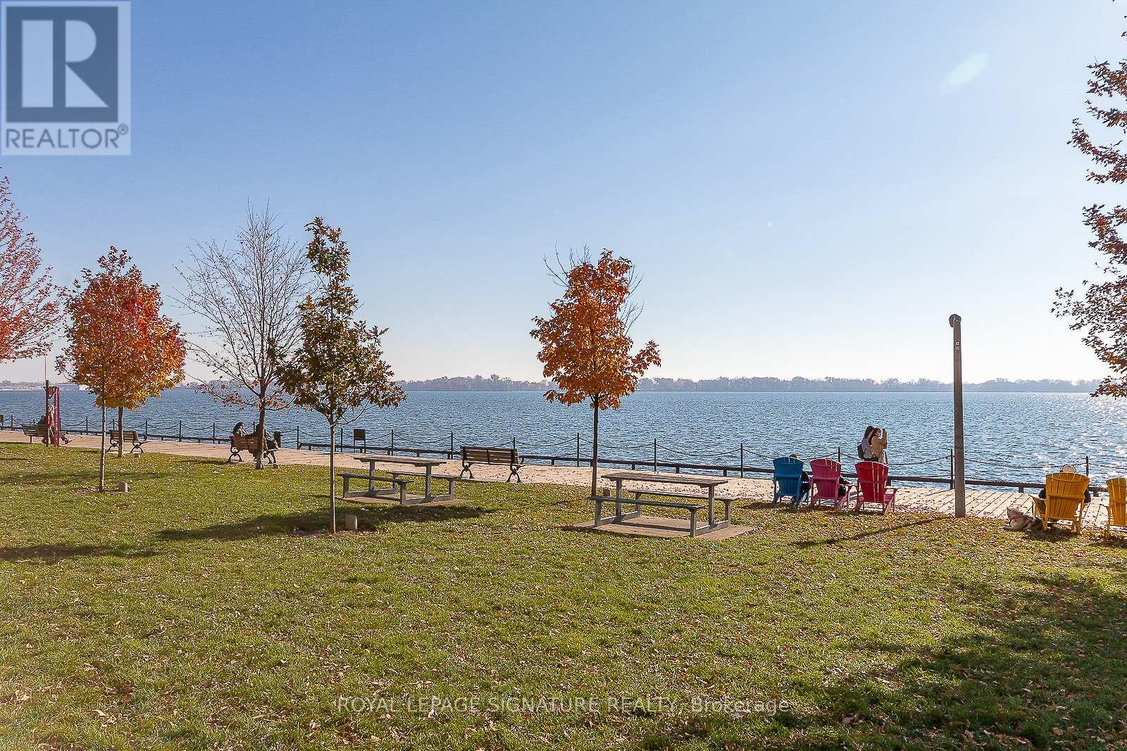 2436 - 33 Harbour Square, Toronto, Ontario  M5J 2G2 - Photo 28 - C12470664