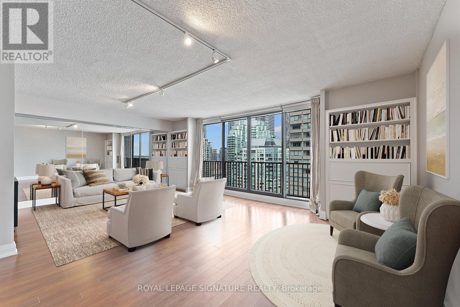 2436 - 33 Harbour Square, Toronto, Ontario  M5J 2G2 - Photo 3 - C12470664