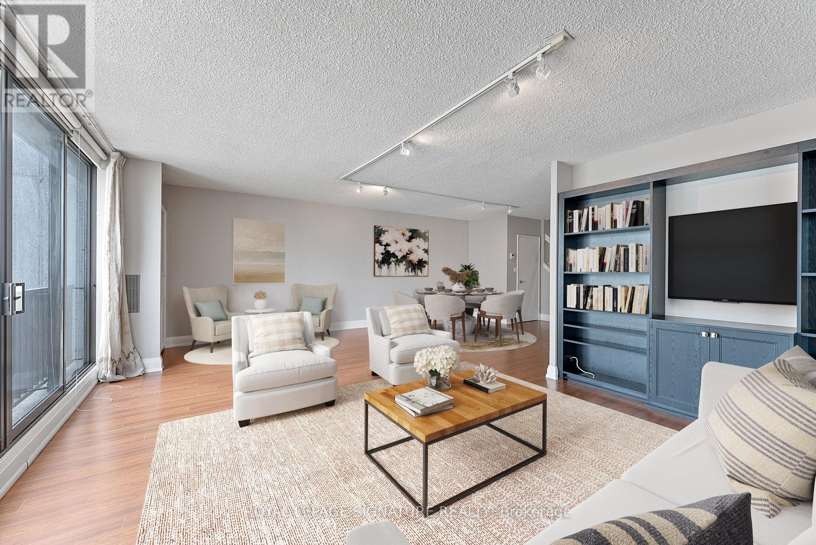 2436 - 33 Harbour Square, Toronto, Ontario  M5J 2G2 - Photo 7 - C12470664