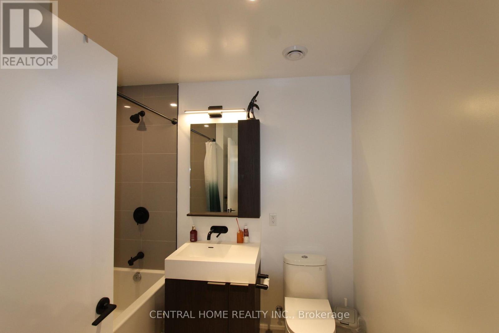2708 - 127 Broadway Avenue, Toronto, Ontario  M4P 1V3 - Photo 18 - C12470676