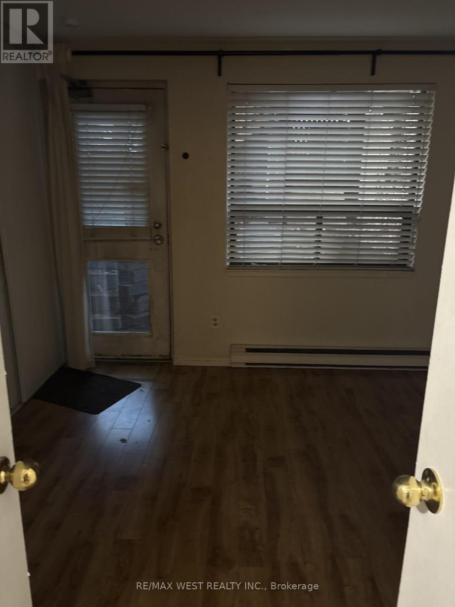 1 - 1061 Bathurst Street, Toronto, Ontario  M5R 3G8 - Photo 6 - C12470679