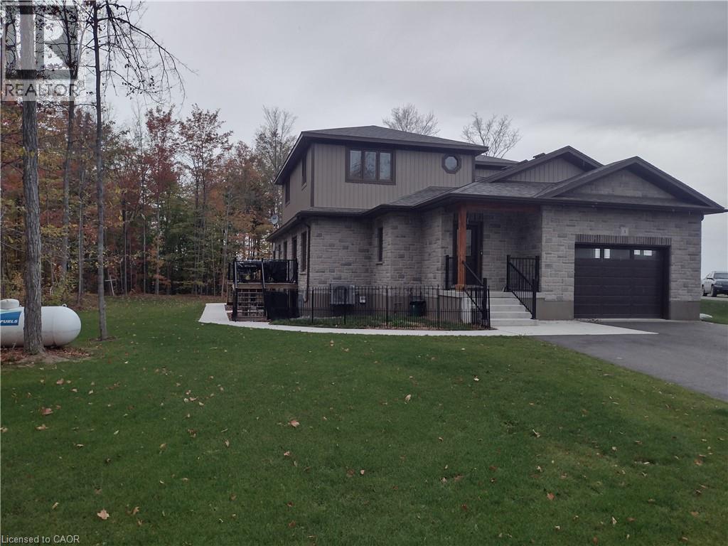 1078 A Concession Road, New Hamburg, Ontario  N3A 3E7 - Photo 3 - 40779806