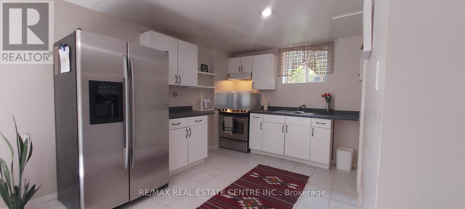 Bsmt - 5514 Bollington Drive, Mississauga, Ontario  L5V 2H2 - Photo 12 - W12470661