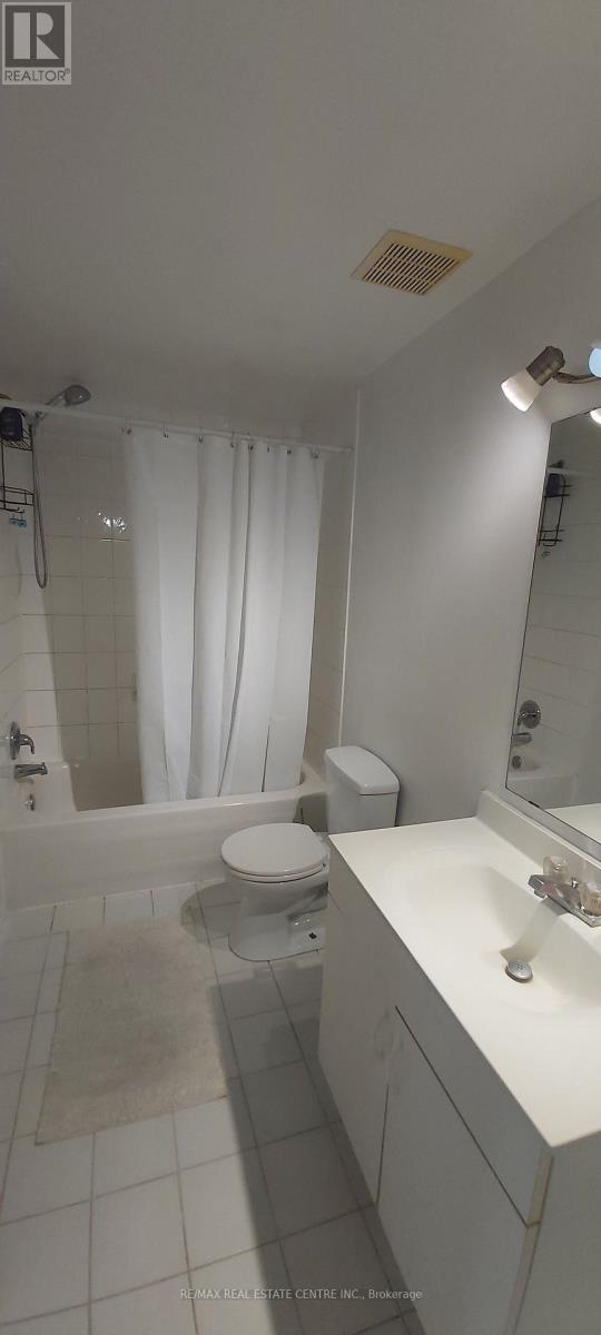 Bsmt - 5514 Bollington Drive, Mississauga, Ontario  L5V 2H2 - Photo 16 - W12470661