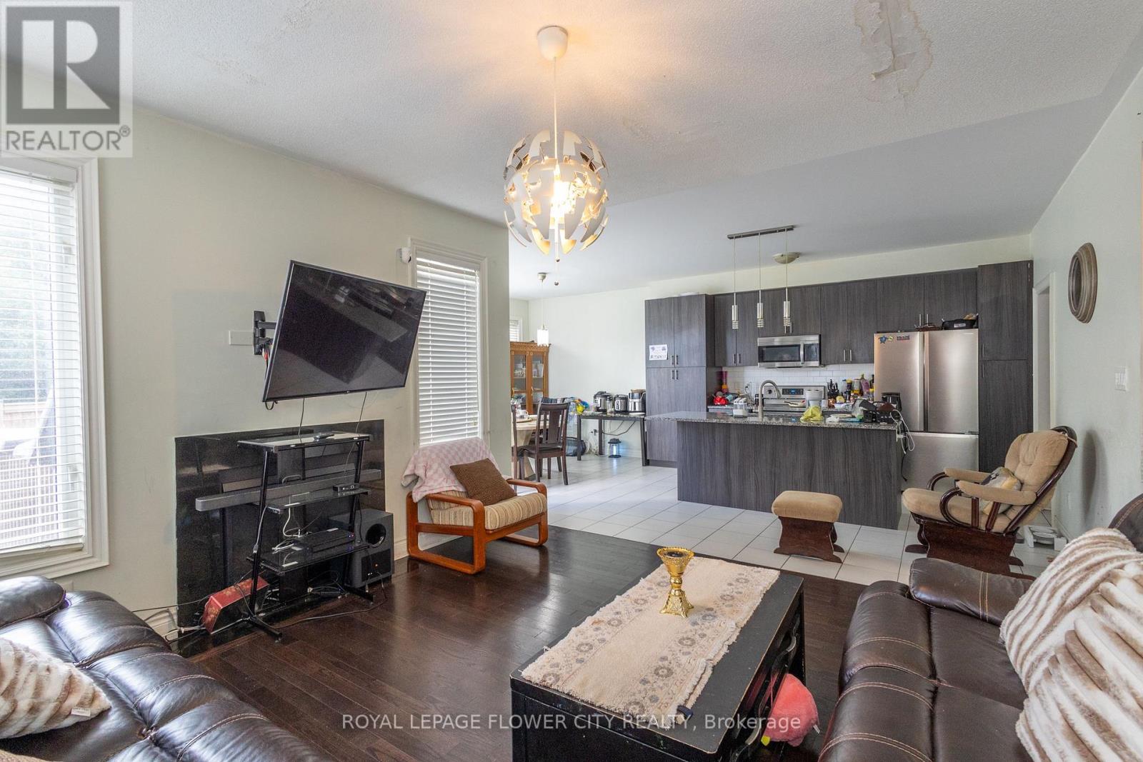 159 Lionhead Golf Club Road, Brampton, Ontario  L6Y 6C2 - Photo 13 - W12470665
