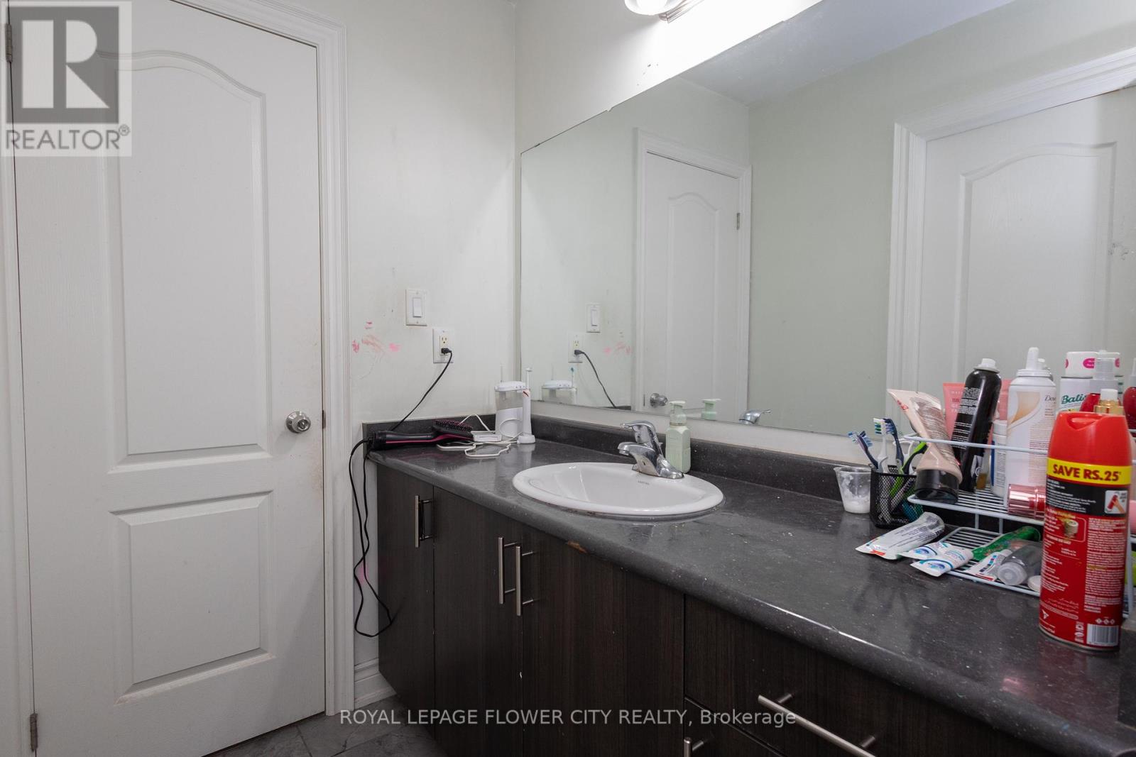 159 Lionhead Golf Club Road, Brampton, Ontario  L6Y 6C2 - Photo 36 - W12470665