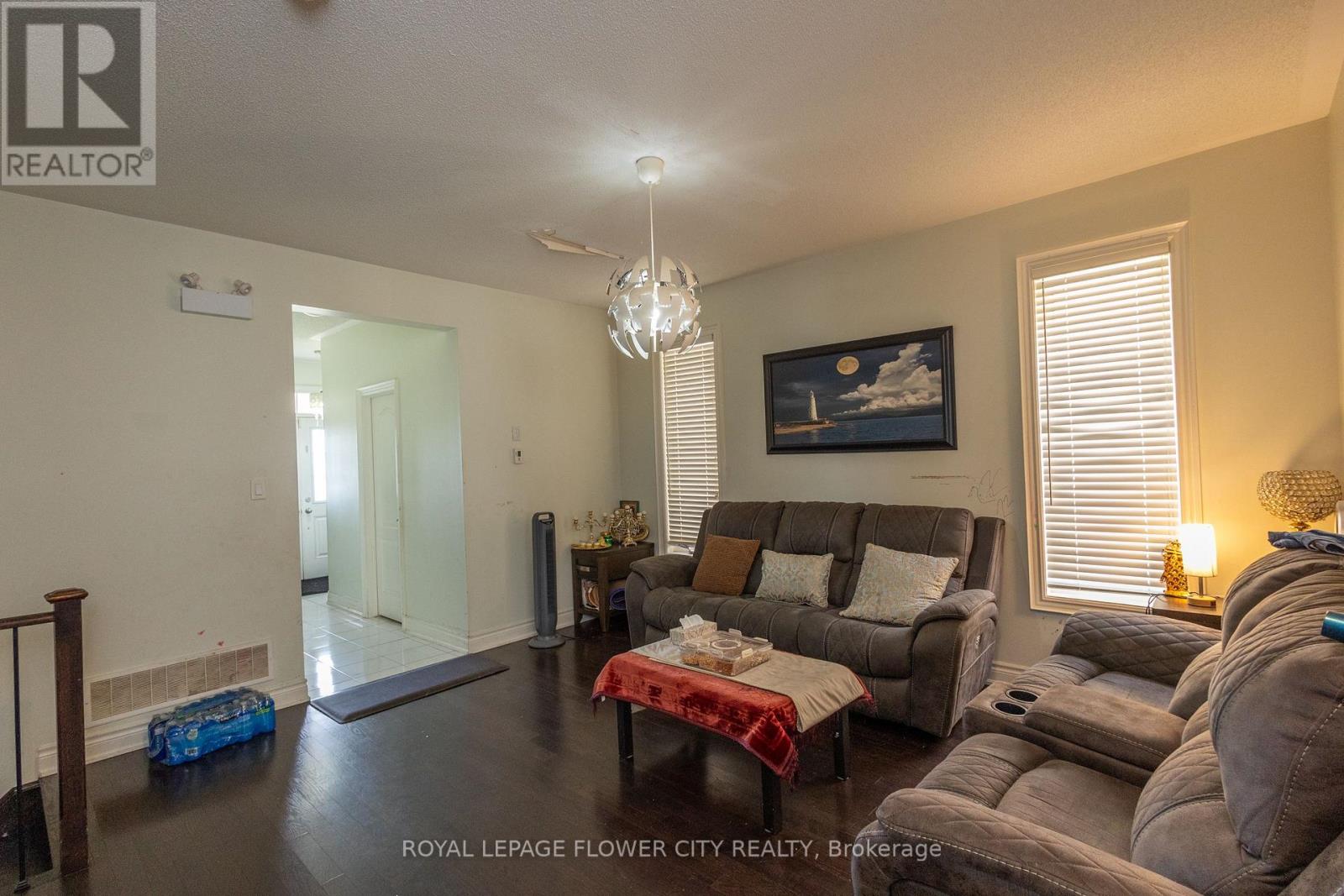 159 Lionhead Golf Club Road, Brampton, Ontario  L6Y 6C2 - Photo 8 - W12470665