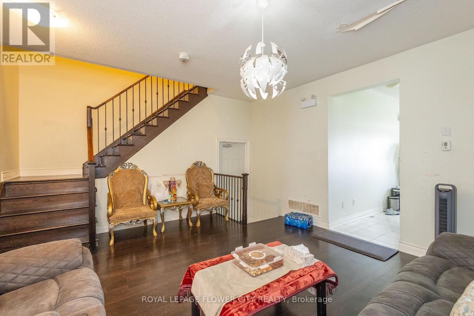159 Lionhead Golf Club Road, Brampton, Ontario  L6Y 6C2 - Photo 9 - W12470665