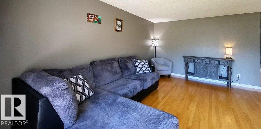 916 62a St, Edson, Alberta  T7E 1Y6 - Photo 6 - E4462742