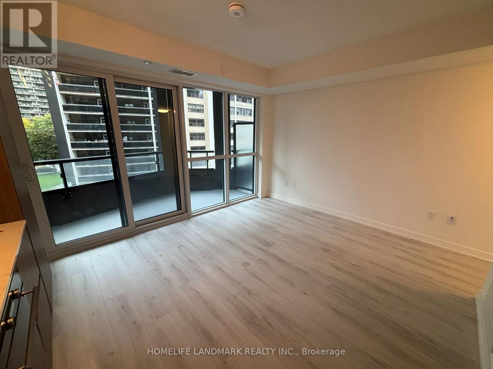 315 - 120 Broadway Avenue, Toronto, Ontario  M4P 0E9 - Photo 5 - C12470692