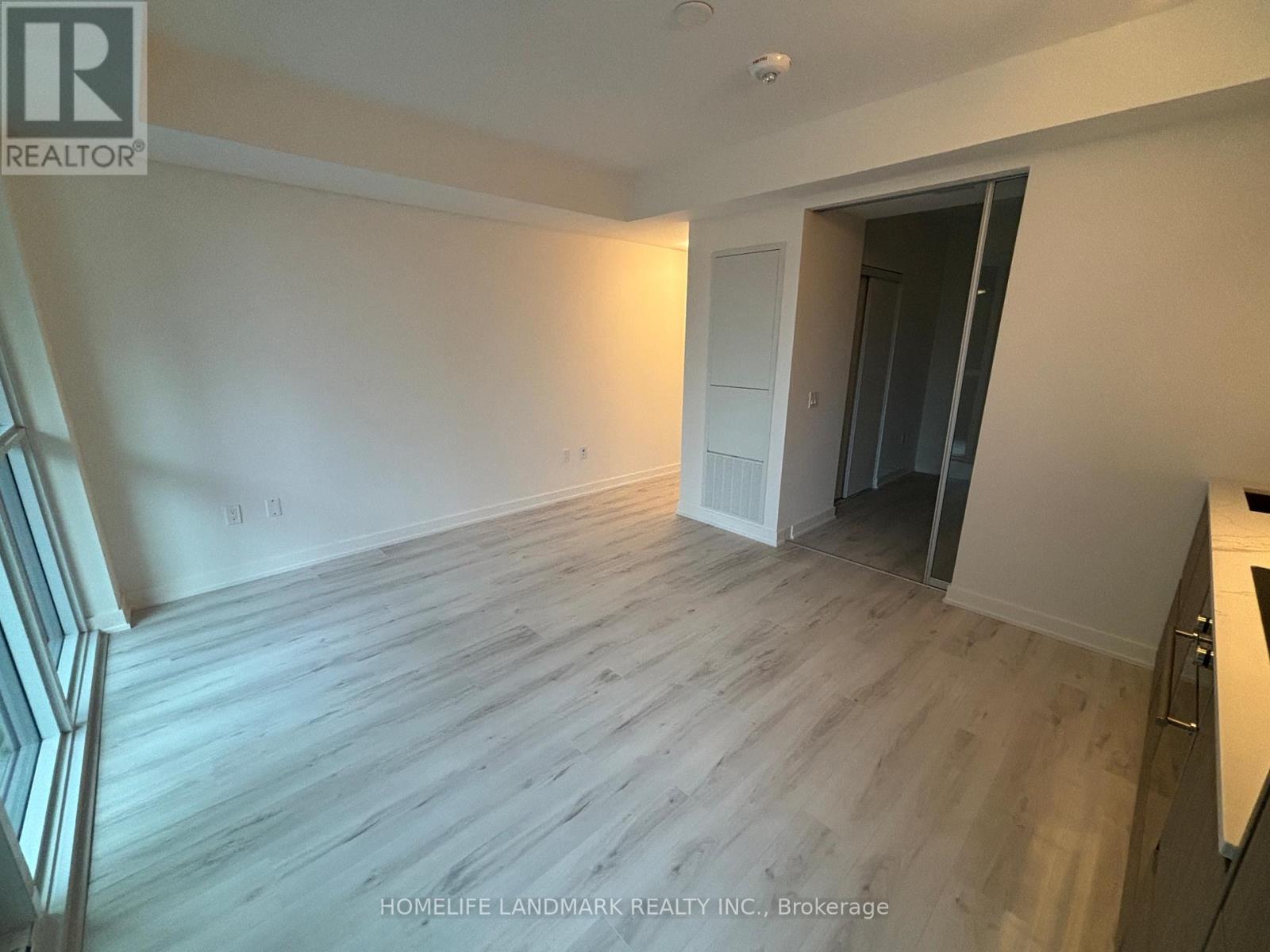 315 - 120 Broadway Avenue, Toronto, Ontario  M4P 0E9 - Photo 7 - C12470692